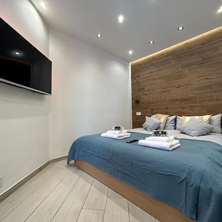 Terra Apartment - Ski In & Ski Out - Cerviniaholidays-Com Breuil-Cervinia Eksteriør billede