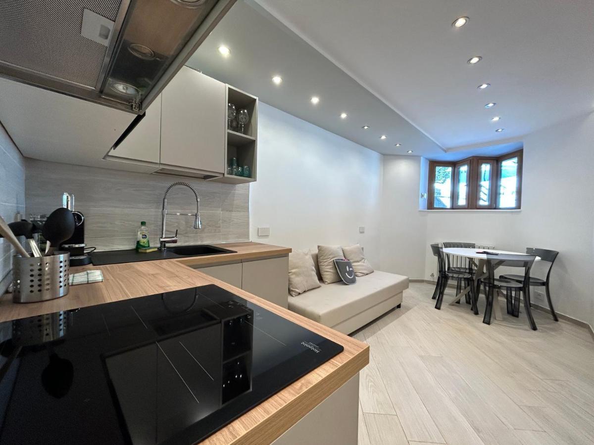 Terra Apartment - Ski In & Ski Out - Cerviniaholidays-Com Breuil-Cervinia Eksteriør billede